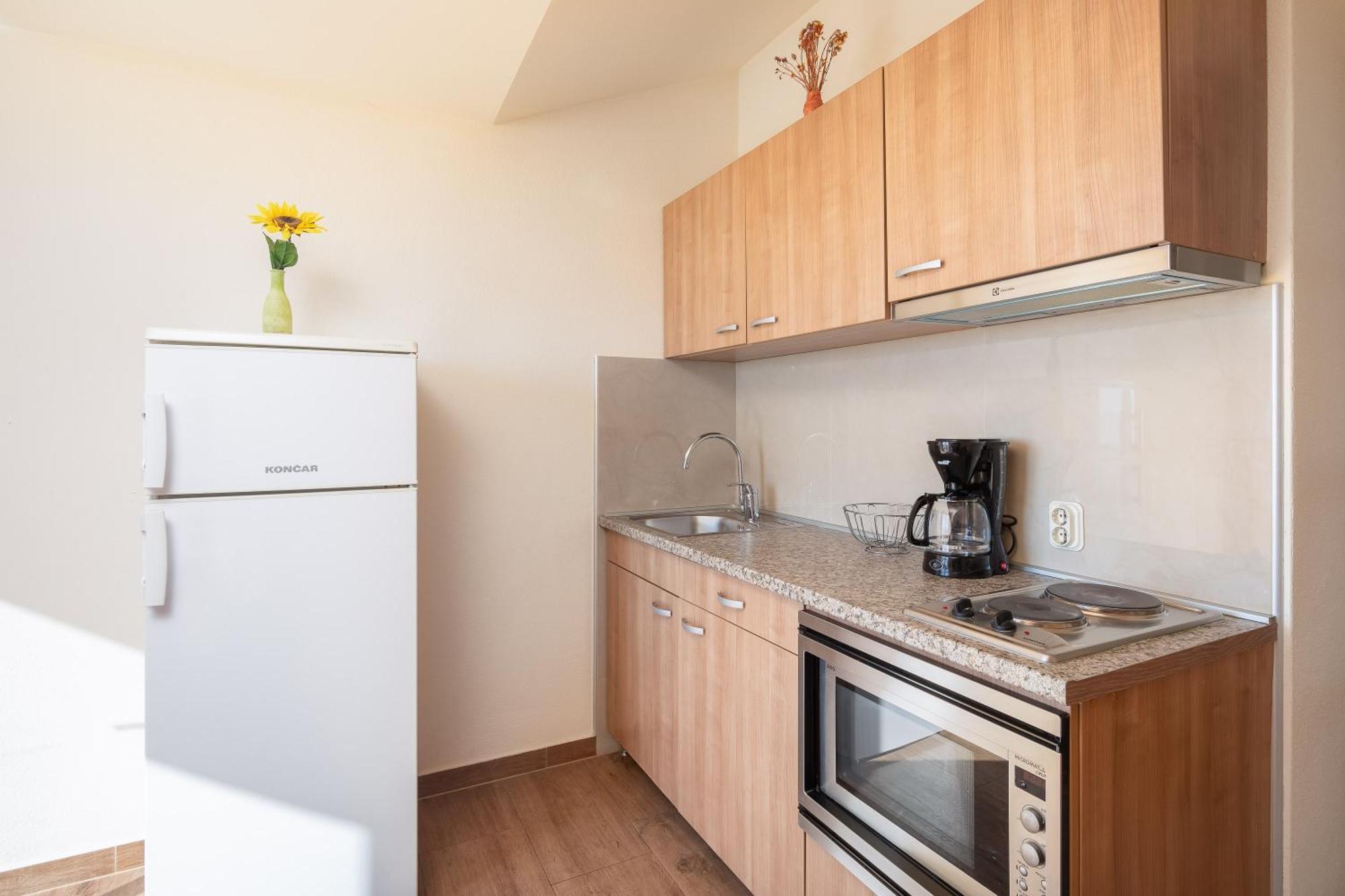 Filip Apartments - Free Parking By The House Makarska Zewnętrze zdjęcie