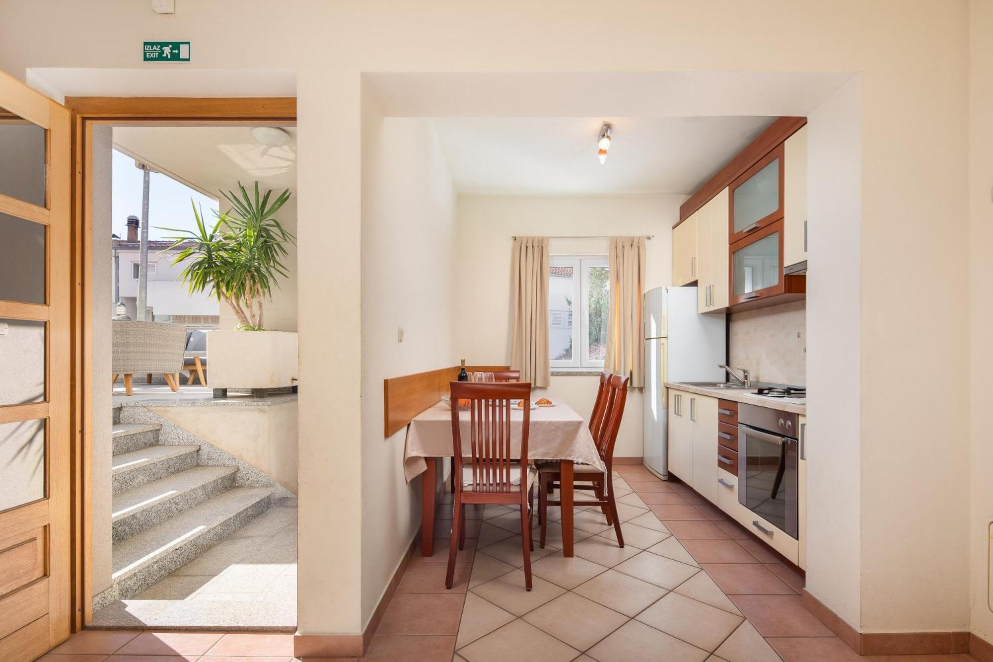 Filip Apartments - Free Parking By The House Makarska Zewnętrze zdjęcie